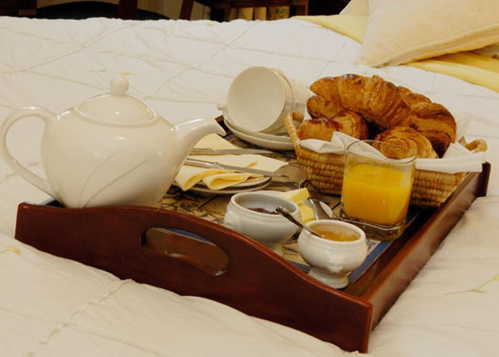 Willoughby House Hotel & Apartments Cheltenham Chambre photo