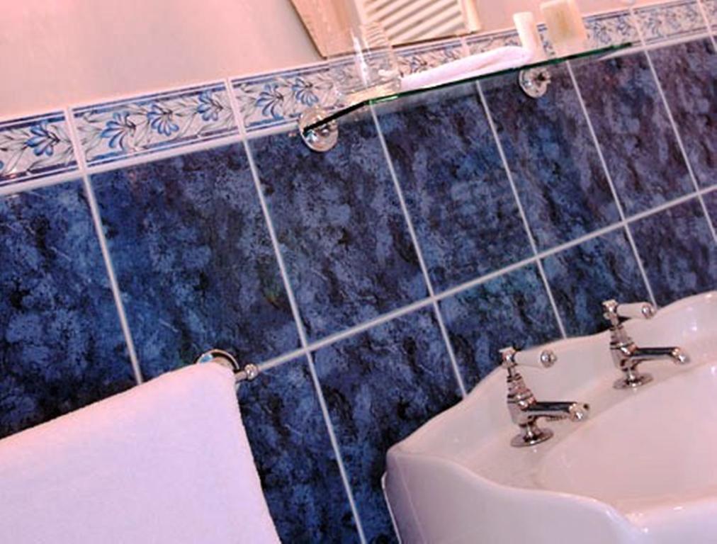 Willoughby House Hotel & Apartments Cheltenham Extérieur photo